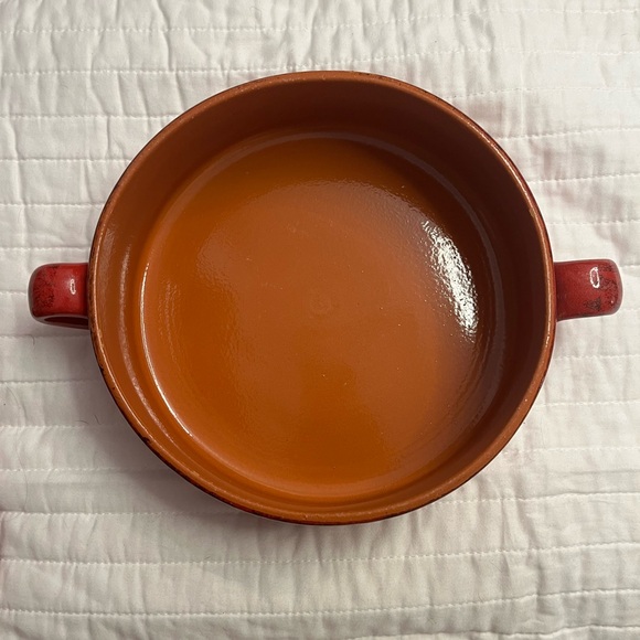 De silva two handled Terra cotta casserole dish with lid - Picture 5 of 7